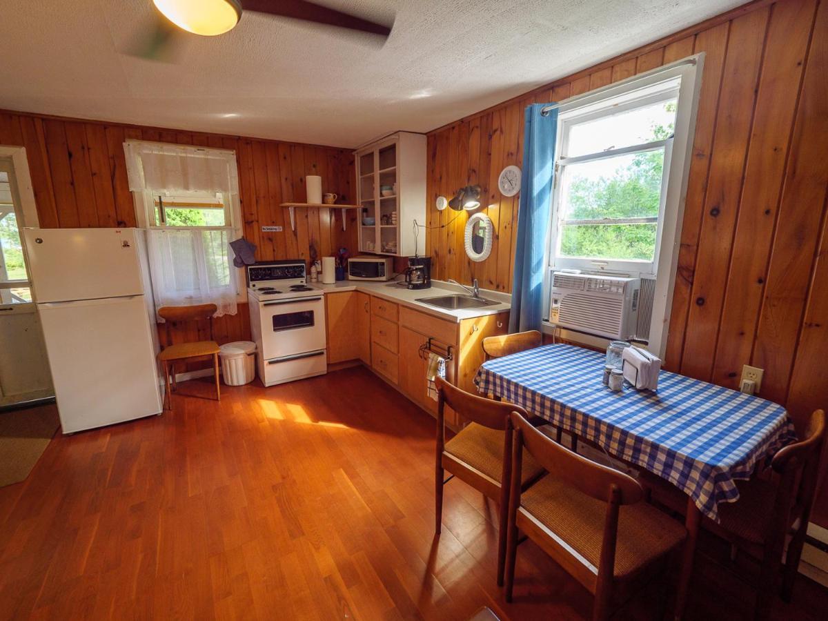 Tracadie Cottages York Exterior photo